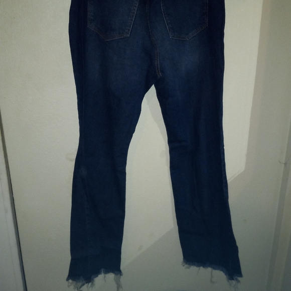 NWOT No Boundaries Flare Jeans - Picture 4 of 5